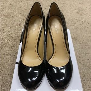 Nine West Black Patent Pump